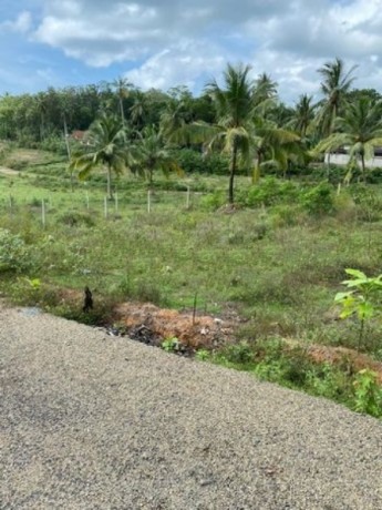 Land for sale in Tangalla